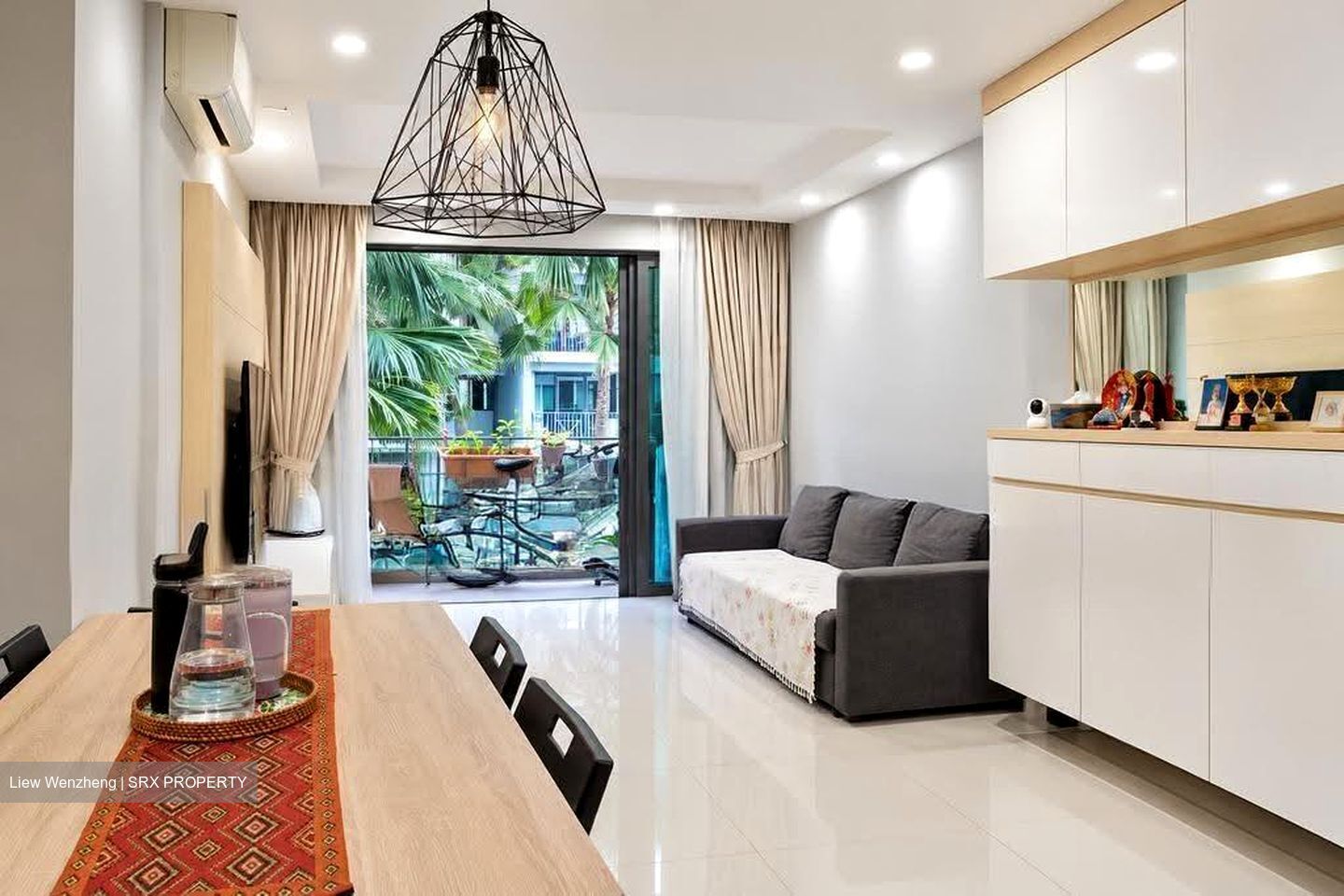 Esparina Residences (D19), Condominium #634190111